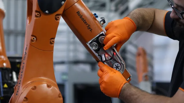  Manutenção preventiva em robôs KUKA: por que não deixar para depois
